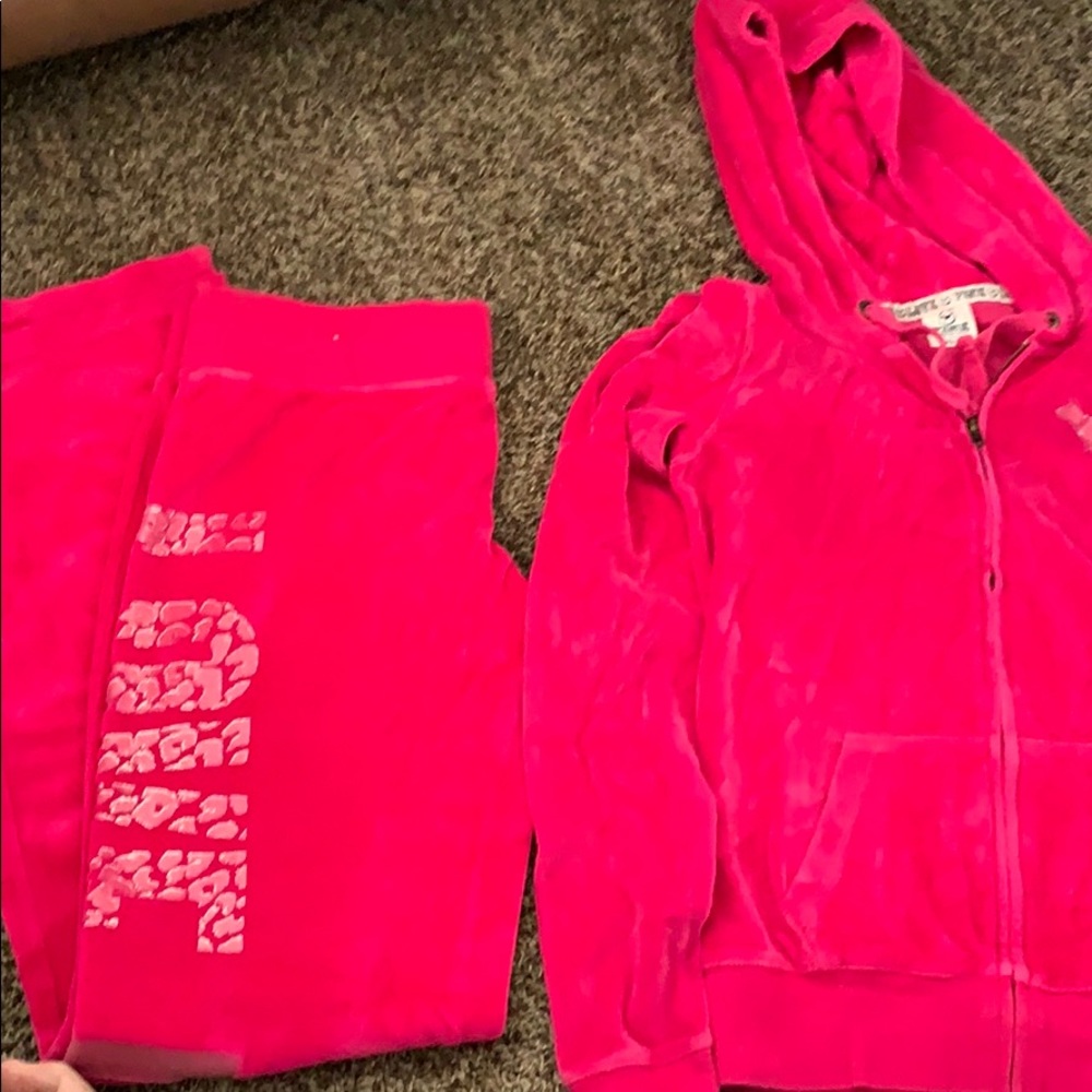 VS Jogging suit
